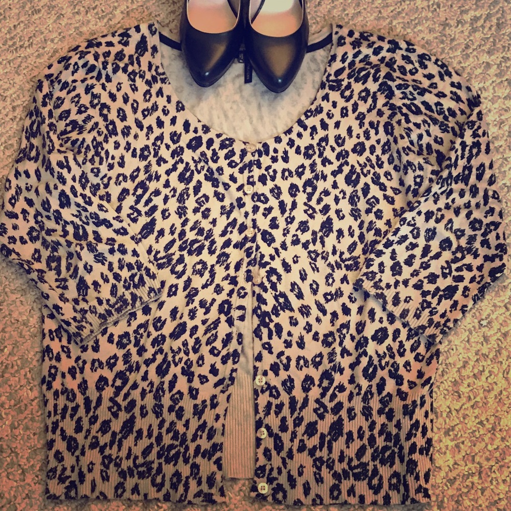 Maurice’s Cardigan Cheetah (3/4 sleeve)